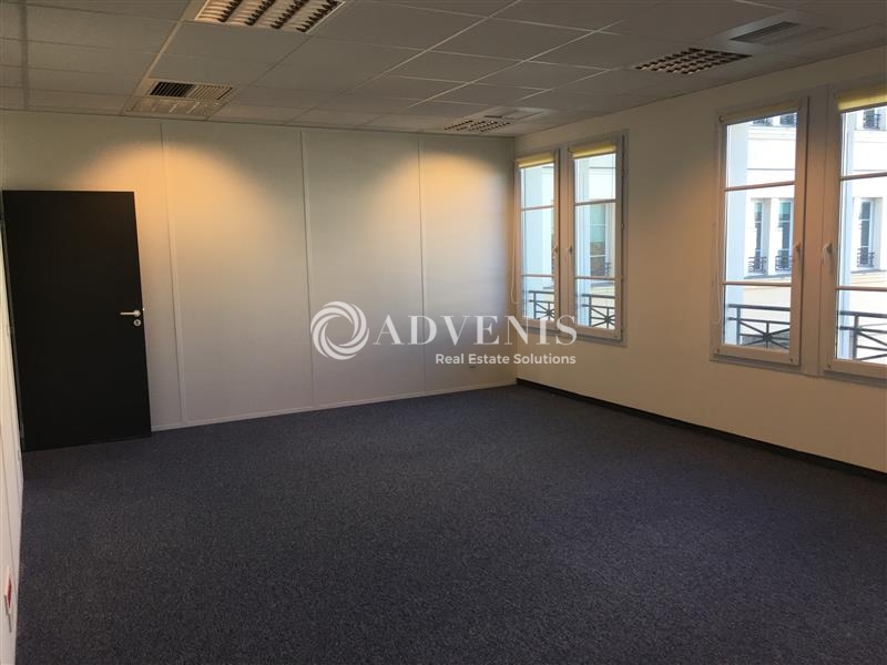 Location Bureaux CHESSY (77700) - Photo 4