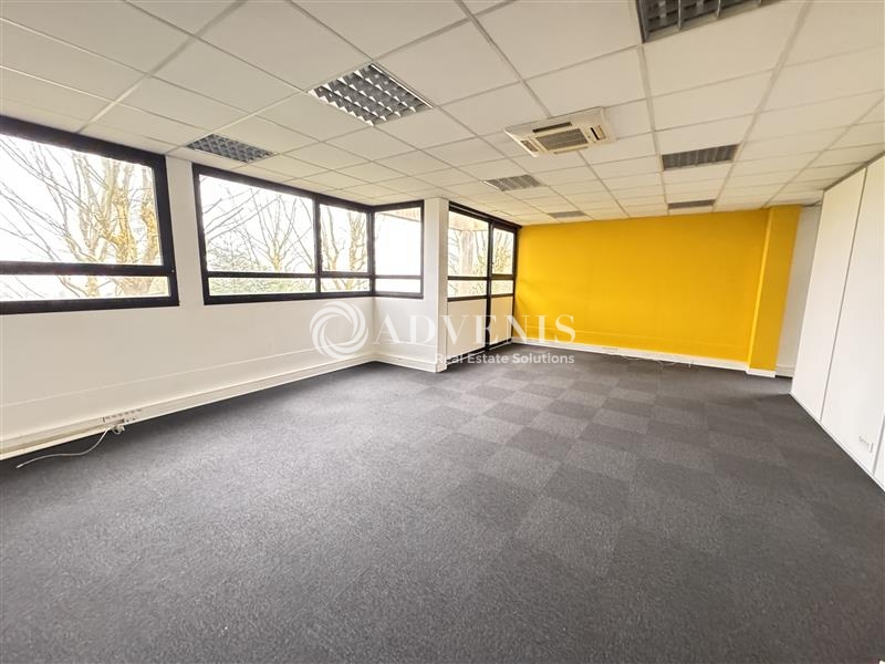 Location Bureaux et activités légères LOGNES (77185) - Photo 6