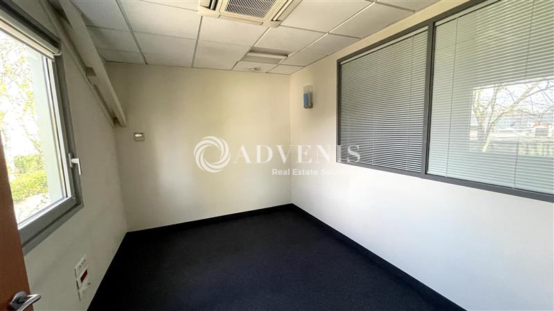 Location Bureaux TORCY (77200) - Photo 9