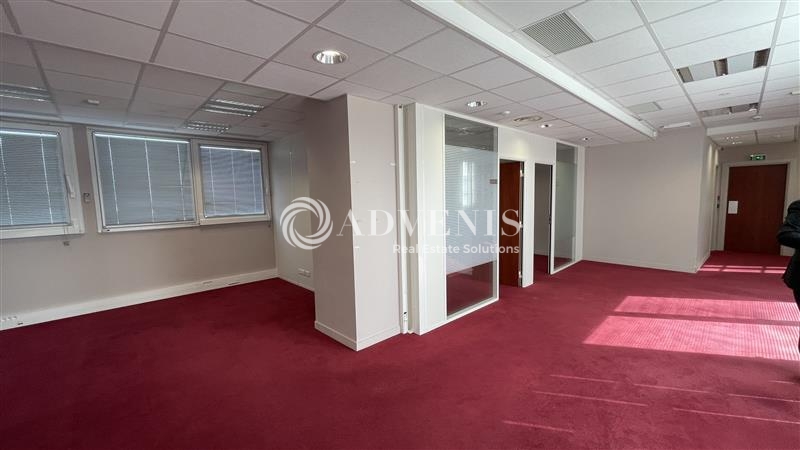 Location Bureaux CHESSY (77700) - Photo 4