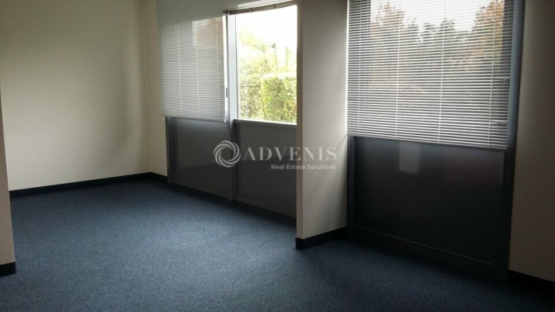 Location Bureaux MAGNY LE HONGRE (77700) - Photo 4