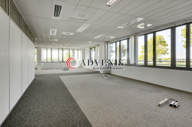 Location Bureaux ROISSY EN FRANCE (95700) - Photo 12