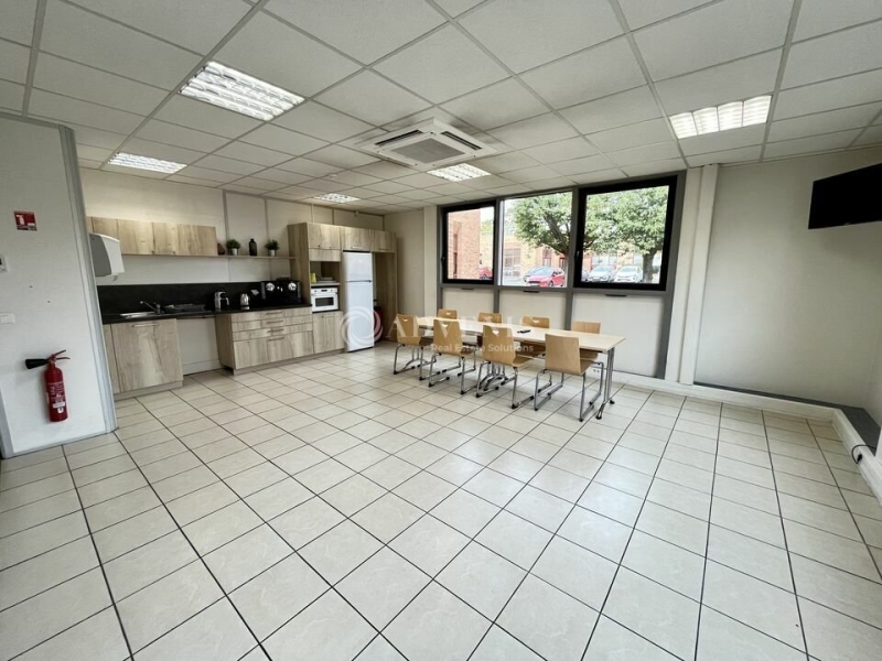 Vente Investisseur Bureaux et activités légères VILLEPINTE (93420) - Photo 8