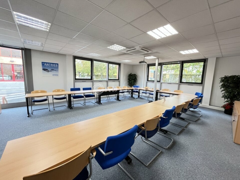 Vente Investisseur Bureaux et activités légères VILLEPINTE (93420) - Photo 9