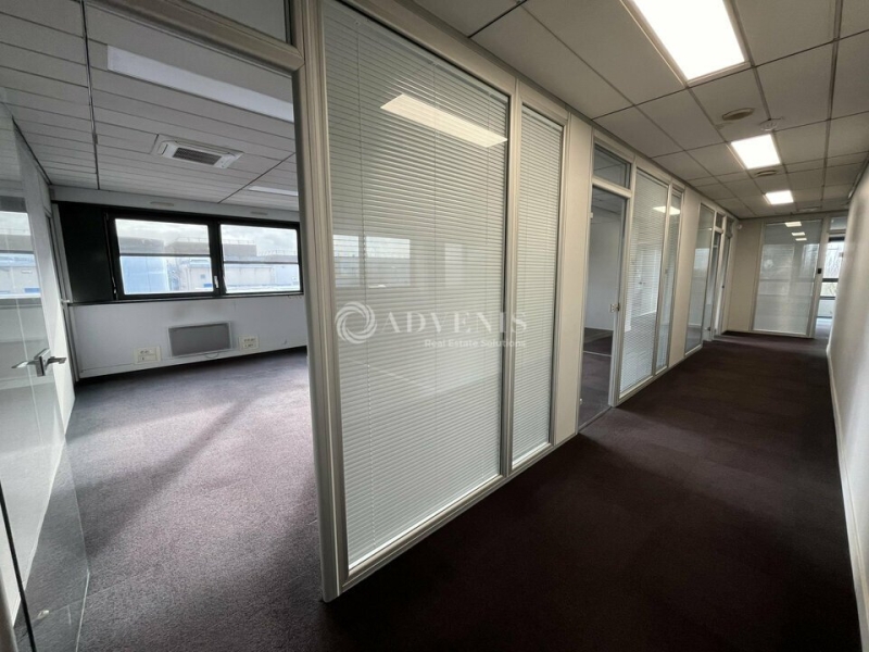 Location Activités Entrepôts LE MESNIL AMELOT (77990) - Photo 11