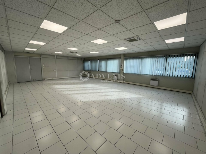 Location Activités Entrepôts LE MESNIL AMELOT (77990) - Photo 7