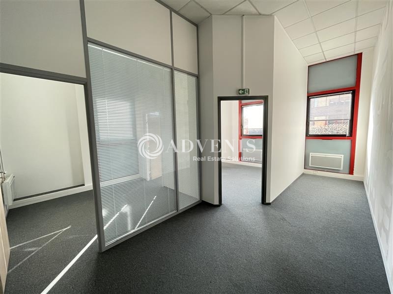 Location Bureaux et activités légères VILLEPINTE (93420) - Photo 4