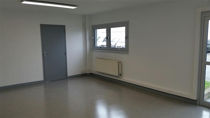 Location Activités Entrepôts TREMBLAY EN FRANCE (93290) - Photo 2