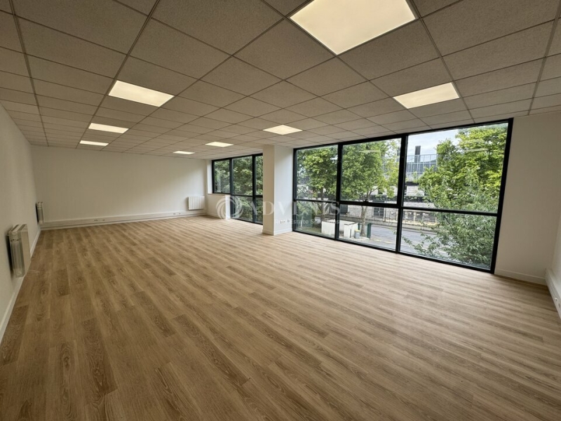 Location Activités Entrepôts LE BLANC MESNIL (93150) - Photo 9