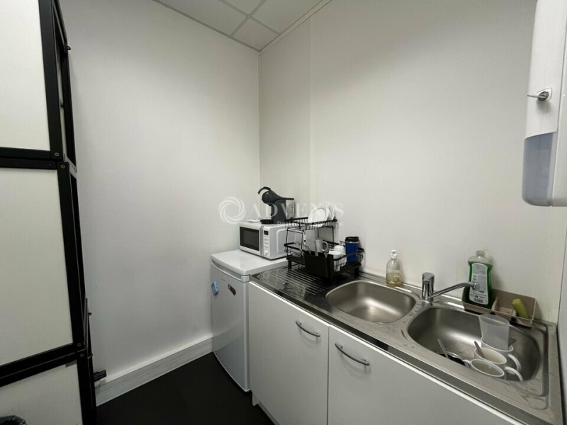 Location Bureaux TREMBLAY EN FRANCE (93290) - Photo 9