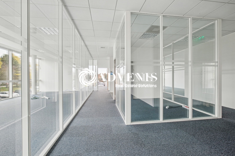 Location Bureaux ROISSY EN FRANCE (95700) - Photo 8
