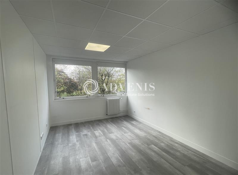 Location Bureaux AULNAY SOUS BOIS (93600) - Photo 8