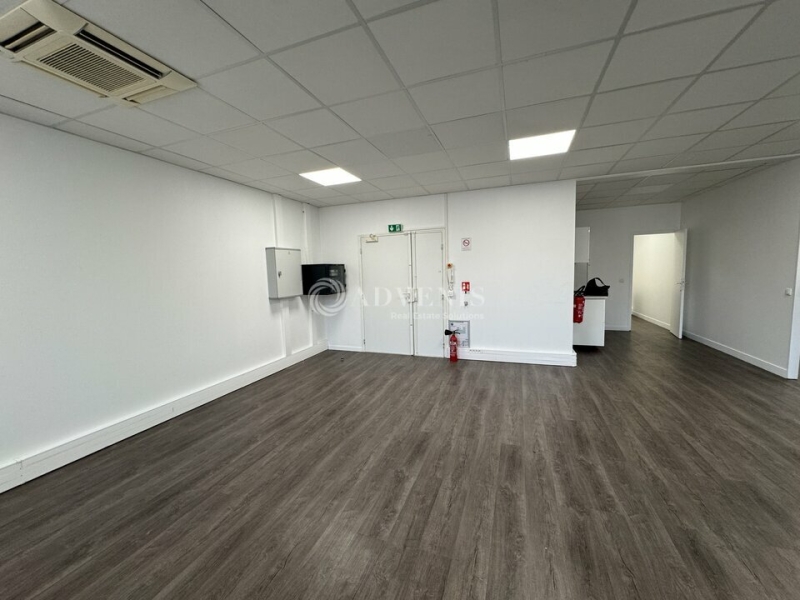 Location Bureaux TREMBLAY EN FRANCE (93290) - Photo 7