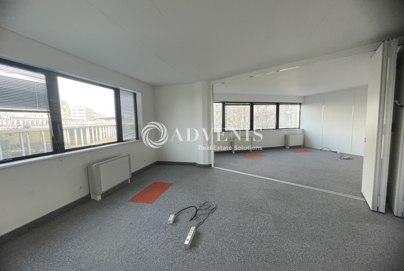 Location Bureaux TREMBLAY EN FRANCE (93290) - Photo 10