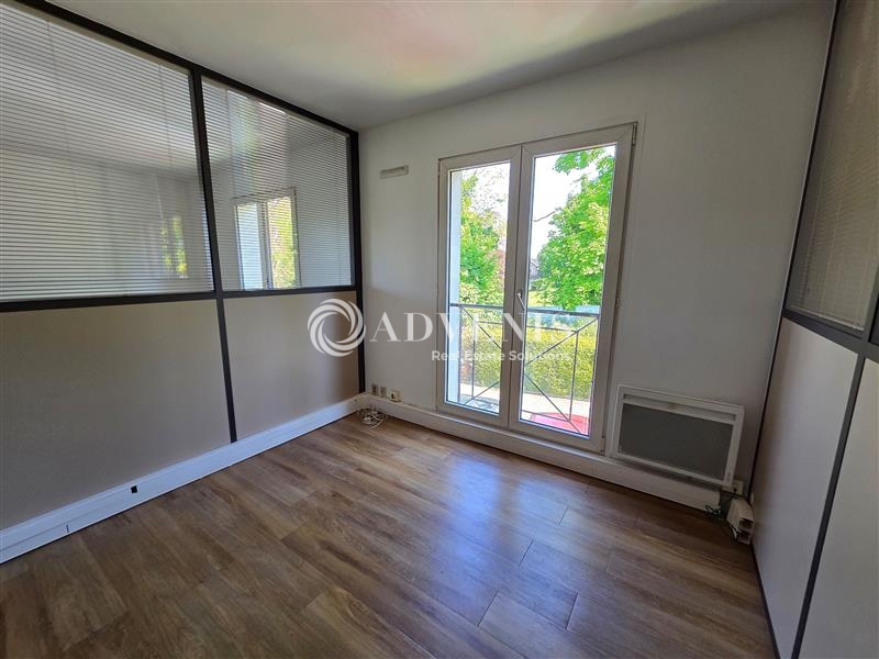 Location Bureaux ROISSY EN FRANCE (95700) - Photo 4