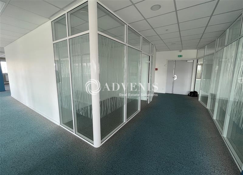 Location Bureaux TREMBLAY EN FRANCE (93290) - Photo 5