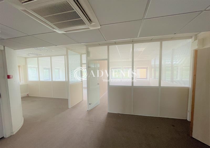 Location Bureaux ROISSY EN FRANCE (95700) - Photo 7