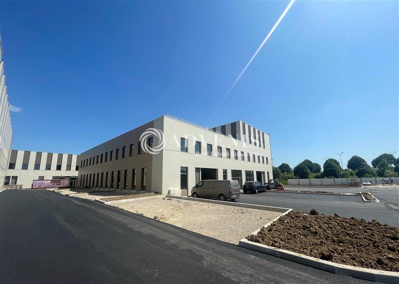 Location Bureaux et activités légères TREMBLAY EN FRANCE (93290) - Photo 1
