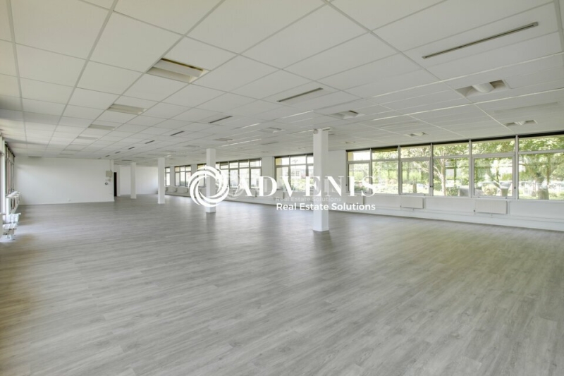 Location Bureaux ROISSY EN FRANCE (95700) - Photo 9