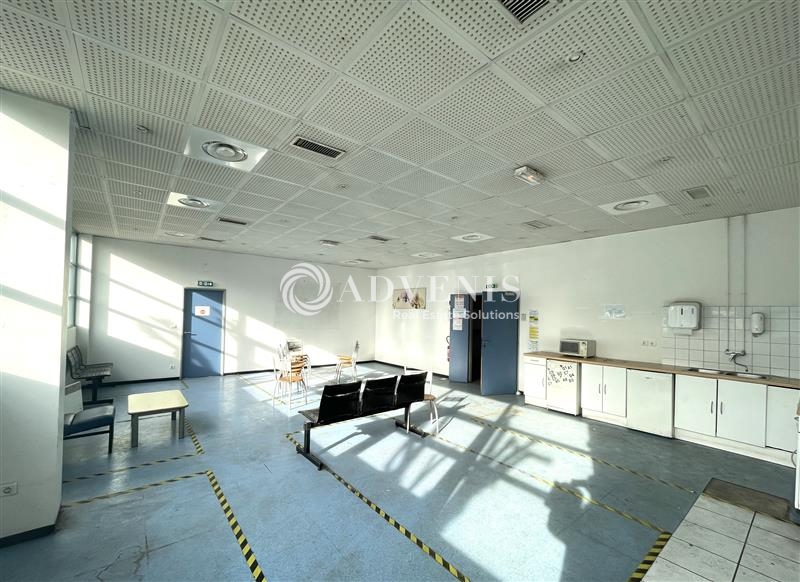 Location Activités Entrepôts LA COURNEUVE (93120) - Photo 8
