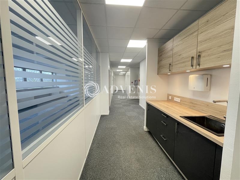 Location Bureaux TREMBLAY EN FRANCE (93290) - Photo 5