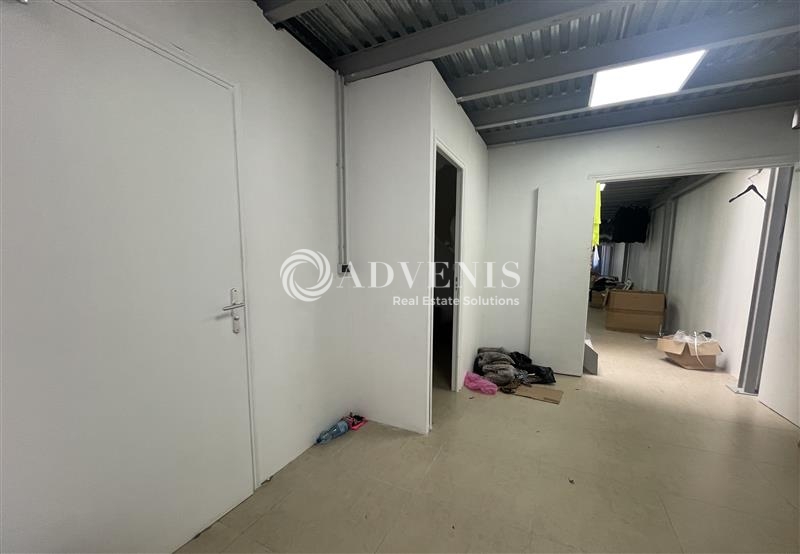 Location Commerces TREMBLAY EN FRANCE (93290) - Photo 7