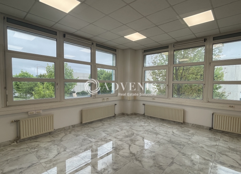 Location Bureaux GOUSSAINVILLE (95190) - Photo 1