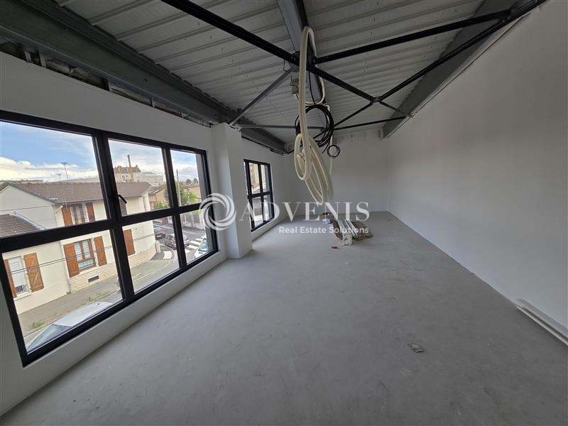 Location Activités Entrepôts STAINS (93240) - Photo 9