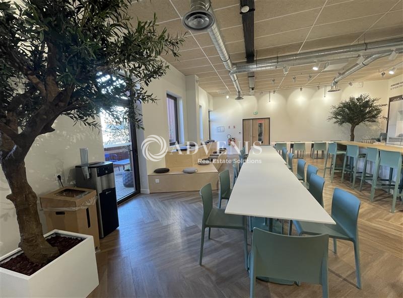 Location Bureaux TREMBLAY EN FRANCE (93290) - Photo 6