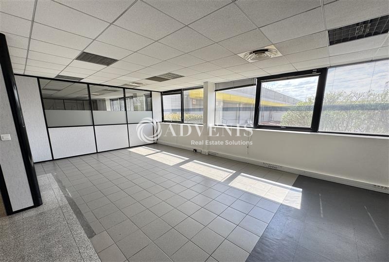 Location Bureaux ROISSY EN FRANCE (95700) - Photo 7