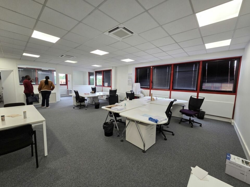 Location Bureaux VILLEPINTE (93420) - Photo 1