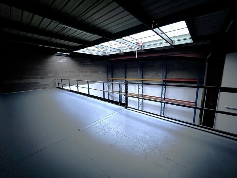 Location Activités Entrepôts LE THILLAY (95500) - Photo 3