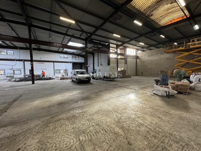 Location Activités Entrepôts LE THILLAY (95500) - Photo 1