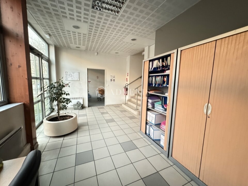 Location Activités Entrepôts LE BOURGET (93350) - Photo 12
