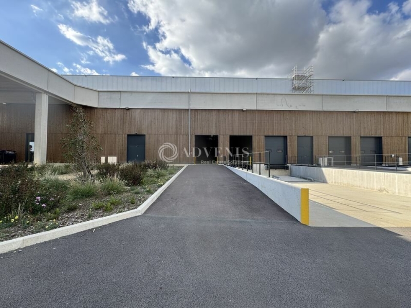 Location Entrepôts TREMBLAY EN FRANCE (93290) - Photo 1