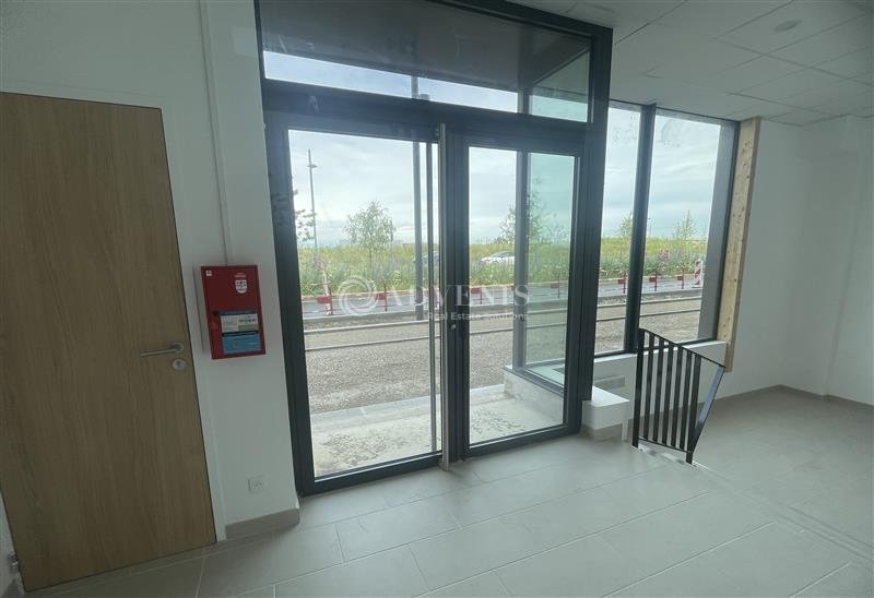 Location Entrepôts TREMBLAY EN FRANCE (93290) - Photo 8