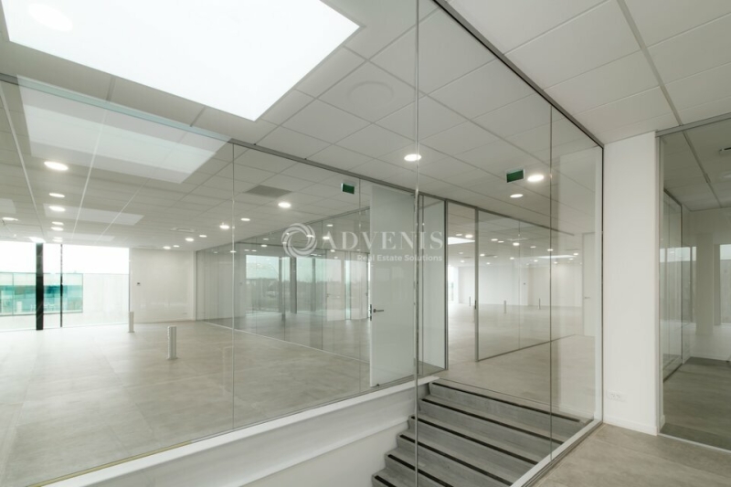 Location Activités Entrepôts LE MESNIL AMELOT (77990) - Photo 6