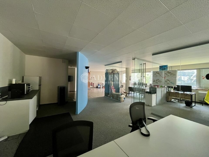 Location Bureaux TREMBLAY EN FRANCE (93290) - Photo 3