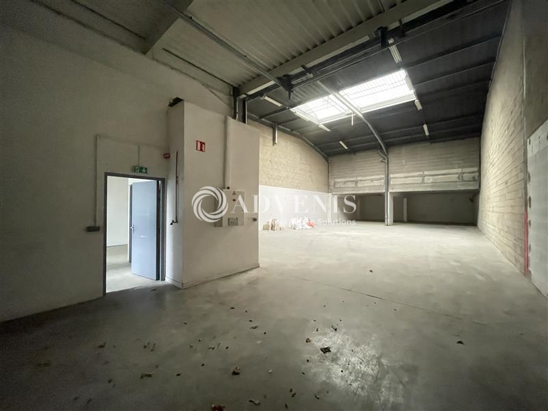 Location Activités Entrepôts LE THILLAY (95500) - Photo 4