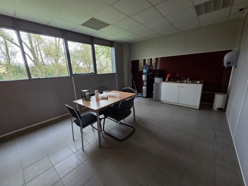 Location Activités Entrepôts COMPANS (77290) - Photo 7