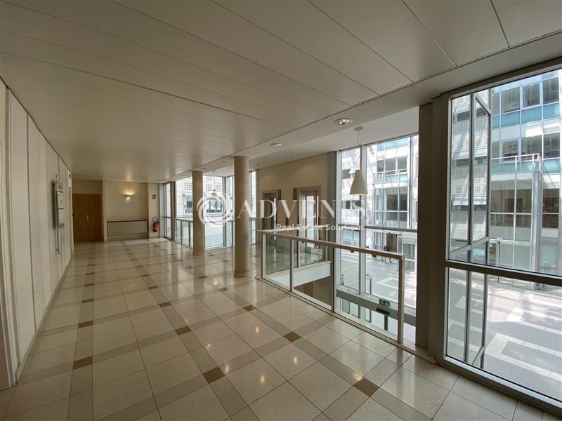 Location Bureaux TREMBLAY EN FRANCE (93290) - Photo 8