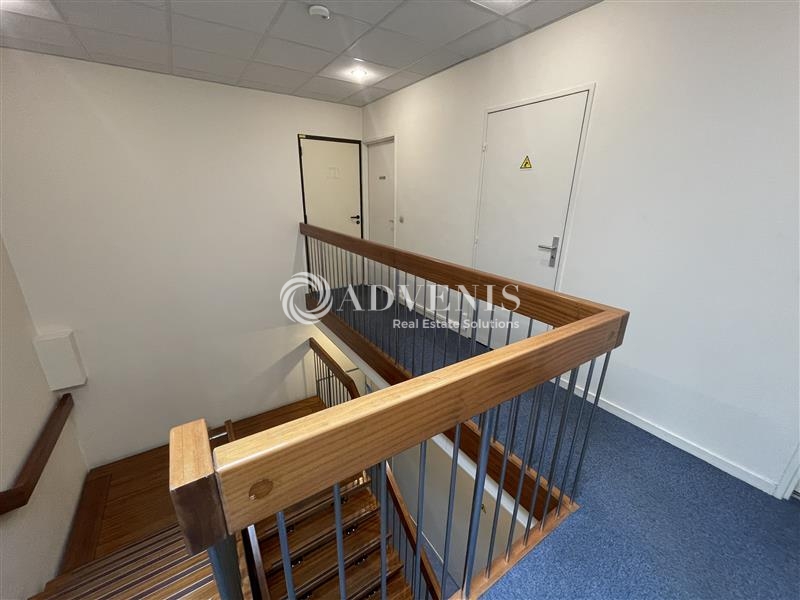 Location Bureaux TREMBLAY EN FRANCE (93290) - Photo 2