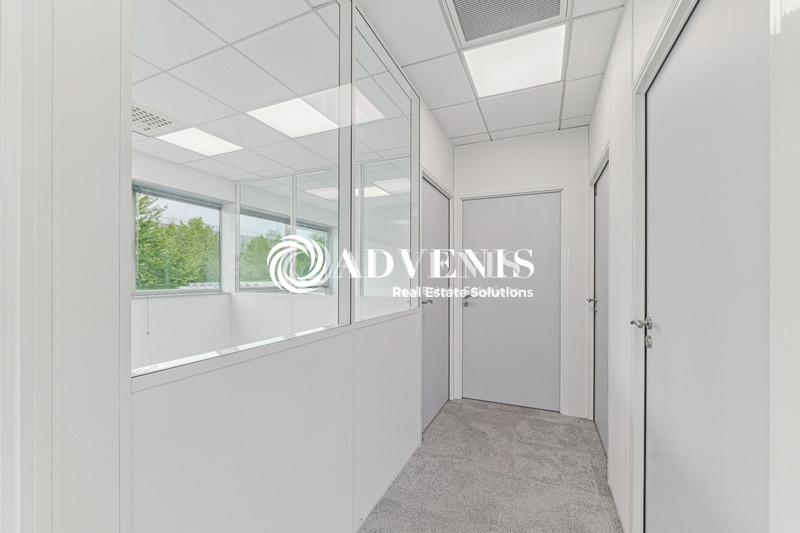 Location Bureaux ROISSY EN FRANCE (95700) - Photo 8