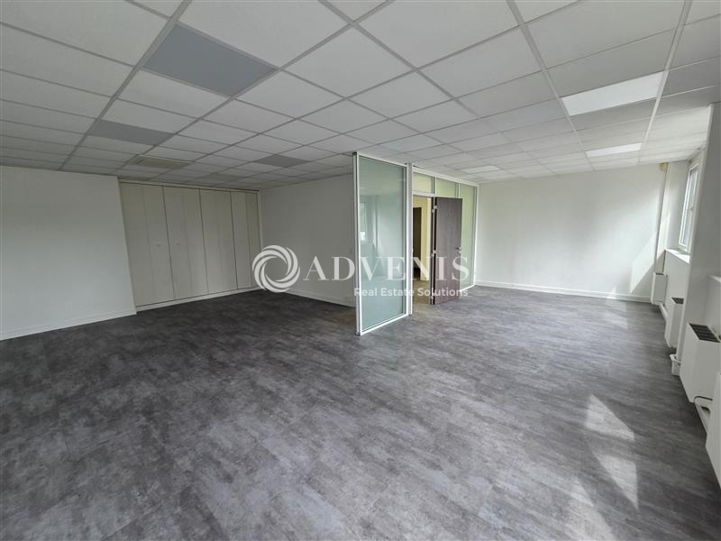 Location Entrepôts LOUVRES (95380) - Photo 8