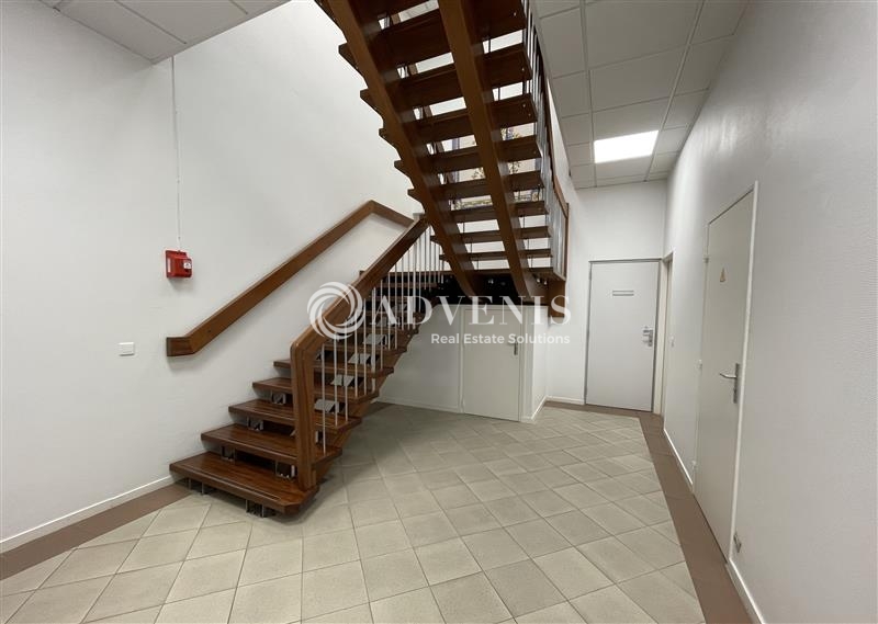 Location Bureaux TREMBLAY EN FRANCE (93290) - Photo 2