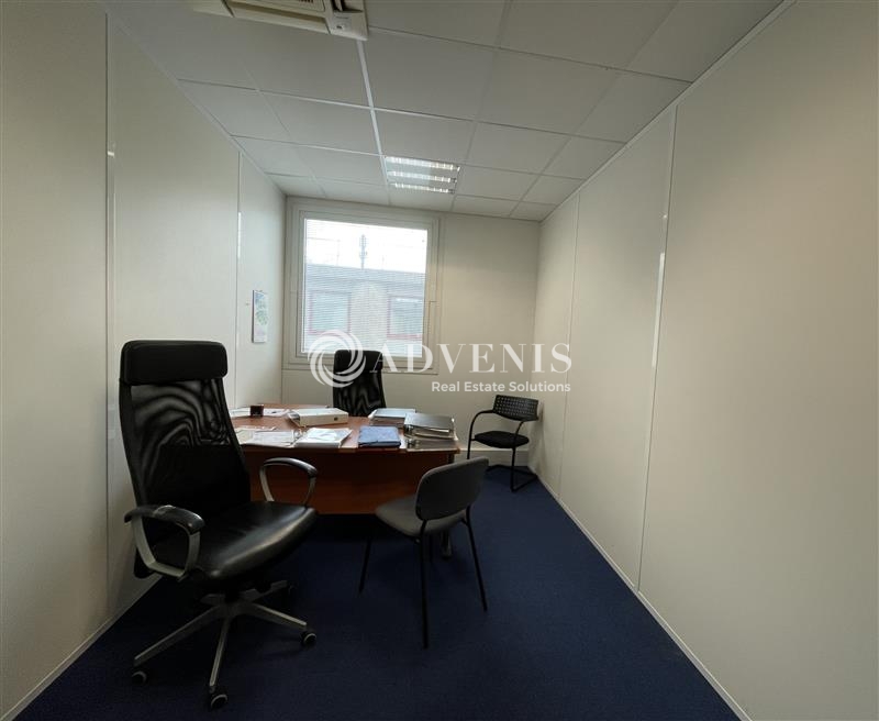 Location Bureaux TREMBLAY EN FRANCE (93290) - Photo 4