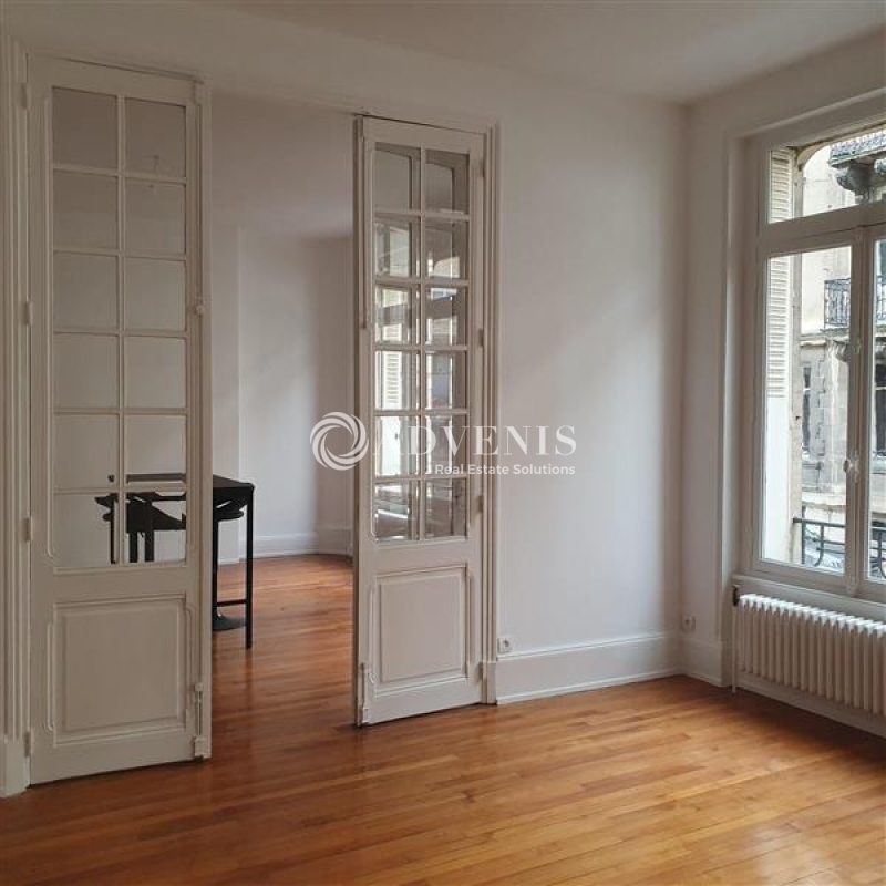 Vente Investisseur Bureaux NANCY (54000) - Photo 9