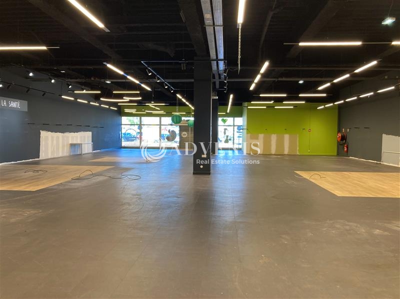 Location Commerces GOLBEY (88190) - Photo 2