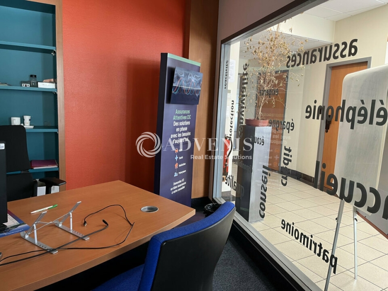 Location Commerces THAON-LES-VOSGES (88150) - Photo 3