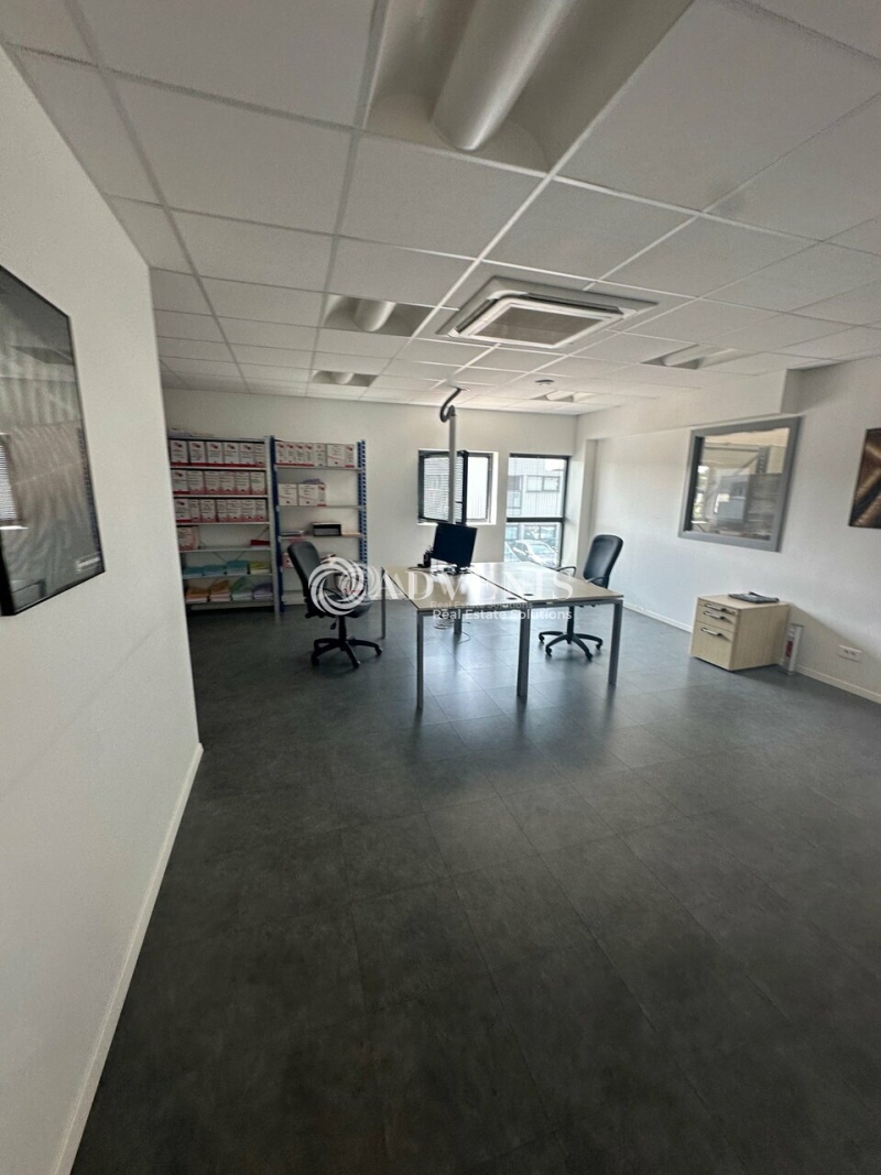 Location Activités Entrepôts NORROY-LE-VENEUR (57140) - Photo 4
